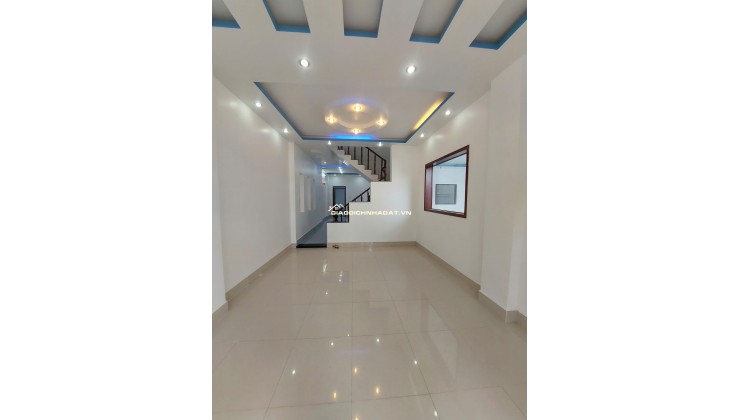Bán nhà nhánh đường Ngô Gia Tự TT Rạch Giá