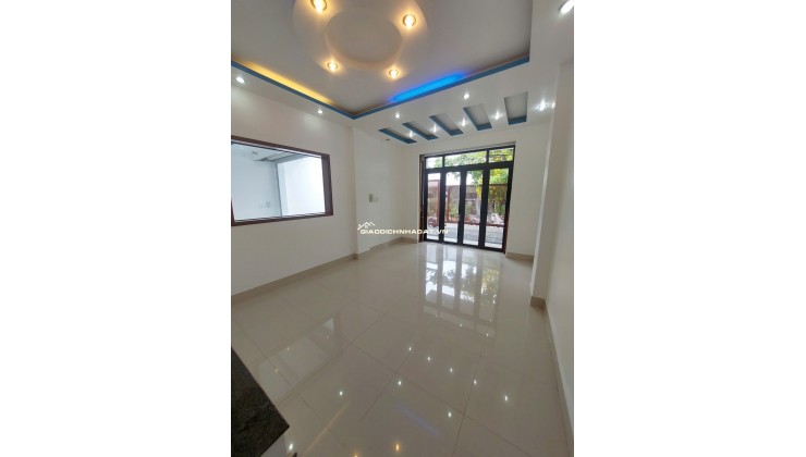 Bán nhà nhánh đường Ngô Gia Tự TT Rạch Giá