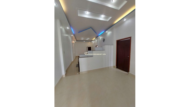 Bán nhà nhánh đường Ngô Gia Tự TT Rạch Giá
