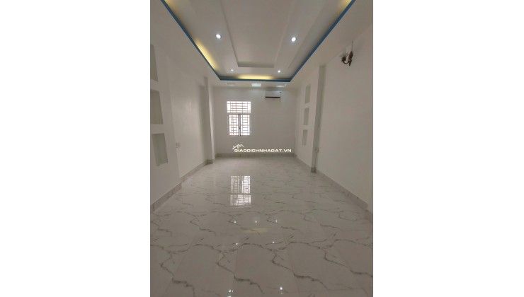 Bán nhà nhánh đường Ngô Gia Tự TT Rạch Giá
