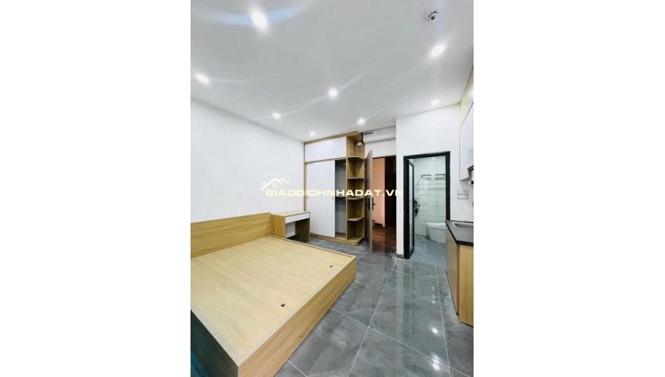 CCMN Giải Phóng 47m2 x 7 tầng, thang máy, full nội thất. Ô tô đỗ cửa, kinh doanh, dòng tiền