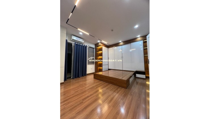 SIÊU PHẨM CẦU GIẤY - 6 TẦNG THANG MÁY - LÔ GÓC - KINH DOANH - NỘI THẤT CAO CẤP.40M2*6T