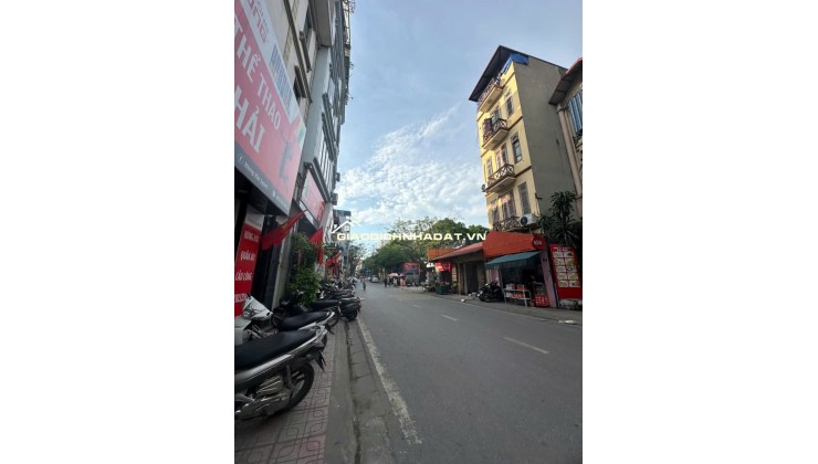 50M² – PHỐ HOÀNG NHƯ TIẾP – Ở CỰC SƯỚNG – Ô TÔ ĐỖ CỬA – CHỦ MỚI XÂY TÂM HUYẾT