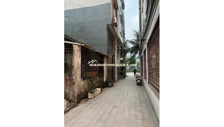Hiếm ! Giải Phóng 73m2, MT4m. Ô tô đỗ cửa, xây tòa building, kinh doanh, chung cư mini siêu đỉnh.