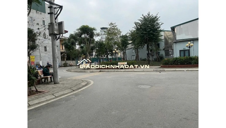 Hiếm ! Giải Phóng 73m2, MT4m. Ô tô đỗ cửa, xây tòa building, kinh doanh, chung cư mini siêu đỉnh.