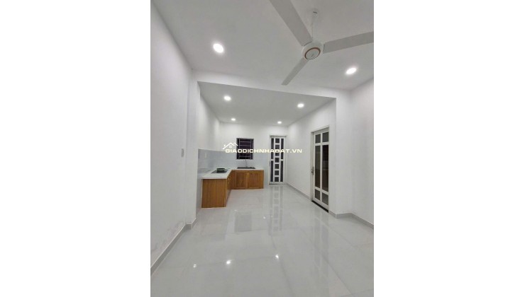 Bán Nhà Vườn Nghĩ Dưỡng 220m2 Đường Xe Tải Phạm Thị Giây Hóc Môn