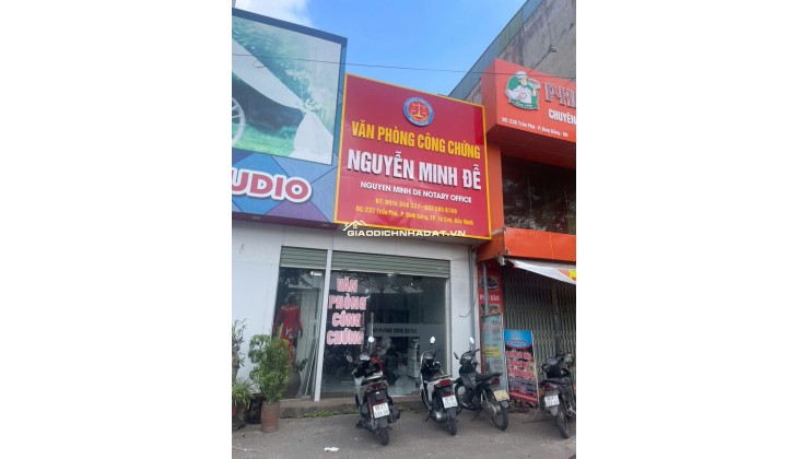 CẦN BÁN GẤP ĐẤT KÈM DÃY PHÒNG TRỌ TẠI CHỢ Ô CÁCH - ĐÔNG TIẾN, YÊN PHONG, BẮC NINH