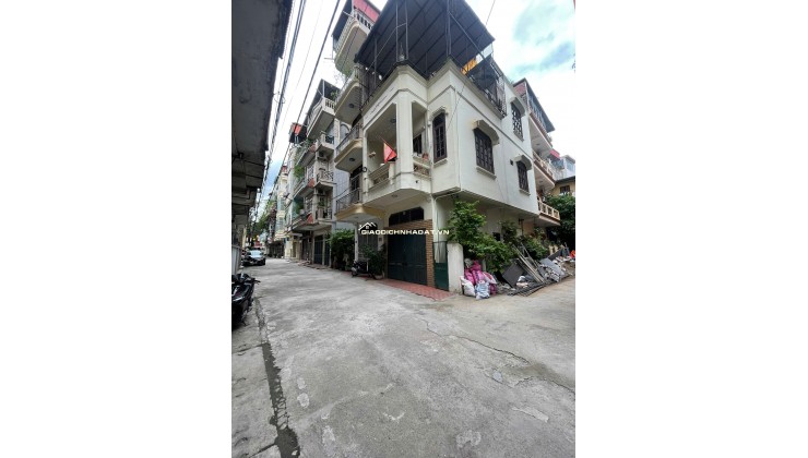 NHỈNH 10 TỶ- nhà Phân Lô MINH KHAI, Hai Bà Trưng, lô góc, Ô tô vào nhà.