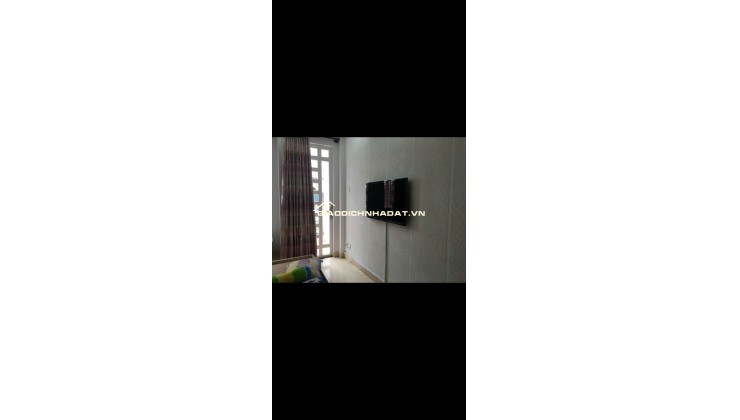Bán nhà hoặc cho thuê nhà TK18/22 Nguyễn Cảnh Trân, Q1