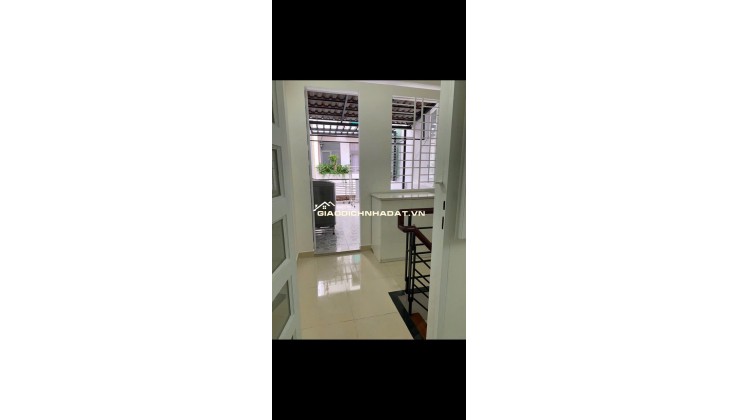 Bán nhà hoặc cho thuê nhà TK18/22 Nguyễn Cảnh Trân, Q1