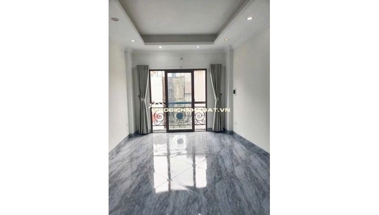 Bán nhà Nam Dư - Lĩnh Nam DT 30m x 5 tầng. Nhà đẹp ở ngay, gần phố