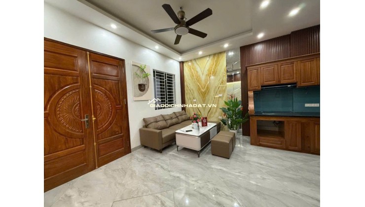Siêu phẩm Cổ Nhuế – thang máy – full nội thất – 7.2 tỷ