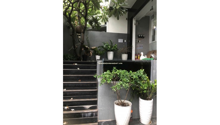 SIÊU PHẨM NHÀ KHAI THÁC DÒNG TIỀN – HẺM XE TẢI ĐẸP – GIÁ BÁN CHỈ 15 TỶ. LH:0988954579.