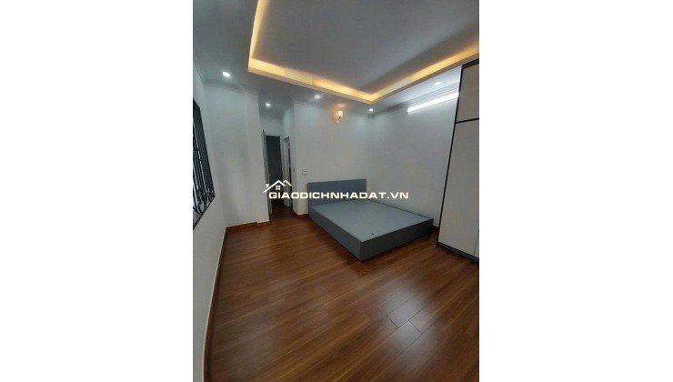 Bán NR 30m2 x 4 tầng Lĩnh Nam - Hoàng Mai, ful nội thất, nhà đẹp, mặt tiền rộng, ở sướng