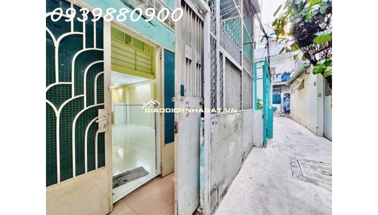 Ngay ngã tư Huỳnh Văn Bánh, nhà 3 tầng - 52m2 - 6,4Tỷ TL.
