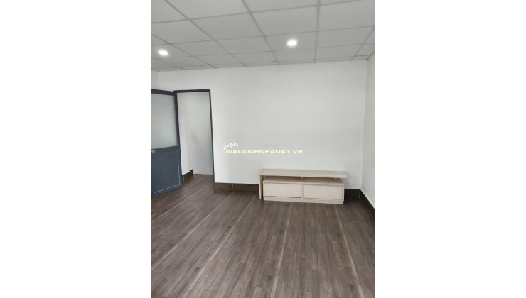 Cơ Hội Sở Hữu Nhà  49m2, Nguyễn Văn Quá, Đông Hưng Thuận Q12 - Chỉ 3.3 Tỷ