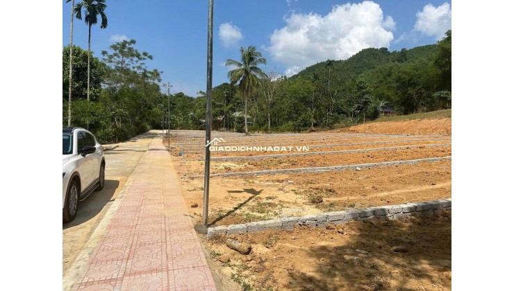 Định cư nước ngoài cần bán gần 150m2 đất ở đô thị gần khu Công Nghiệp giá 370 triệu