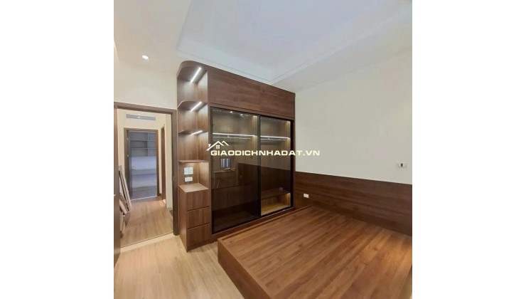 Ngõ Quỳnh DT32m x 4 tầng full nội thất. Nhà đẹp, ở sướng, tiện ích ngập tràn