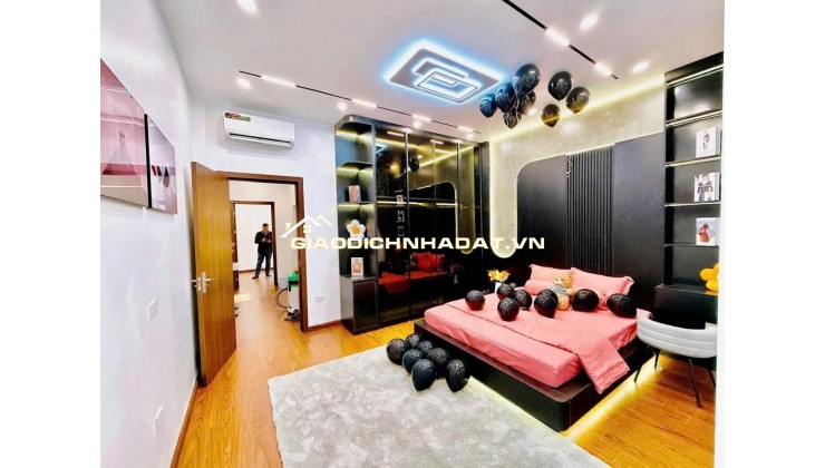 Bán nhà phố Đại La DT 54m-4 tầng, full nội thất, cực gần phố. Nhà đẹp, ở sướng, tiện ích ngập tràn