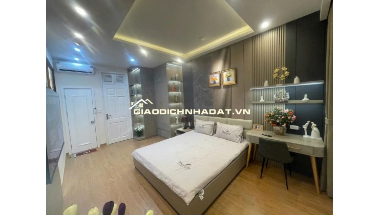 Siêu phẩm Tân Mai - Hoàng Mai DT35m x 5 tầng. Full nội thất, nhà đẹp, ở ngay, gần phố.