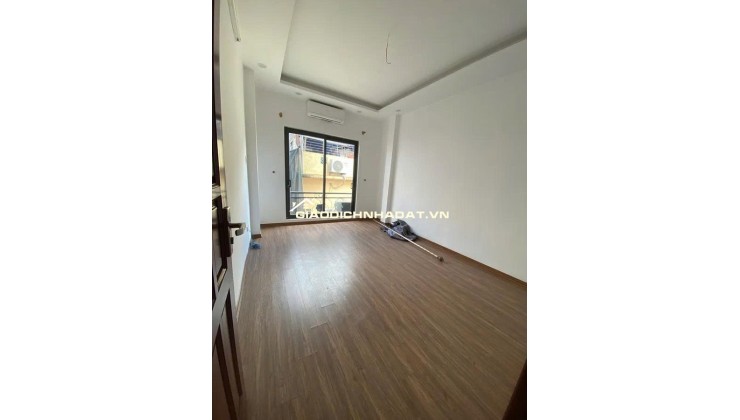 Lô góc, Nguyễn Chính-Tân Mai, DT48m x 5 tầng, MT6.3m. Gần ô tô, KD nhỏ
