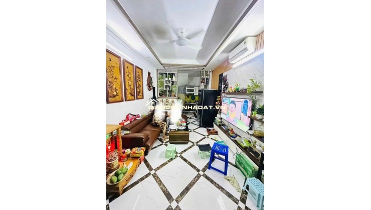 Hòa Bình 7 – Hai Bà Trưng DT32m x 5 tầng. Full nội thất. Gần phố, kinh doanh đẹp