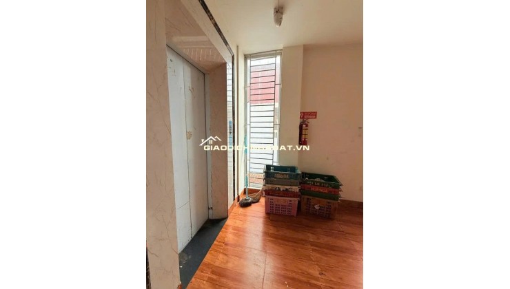 Giáp Bát DT54m x 7 tầng, thang máy. Trước nhà ô tô tránh, KD, VP siêu đỉnh