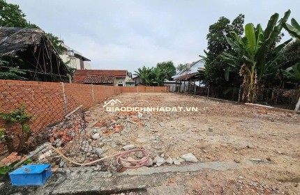 Đất Mặt Tiền, Ngay Trung Tâm Thị Trấn Bến Lức, Lộ Giới 12m Chỉ 2,6 tỷ Full Thổ Cư.