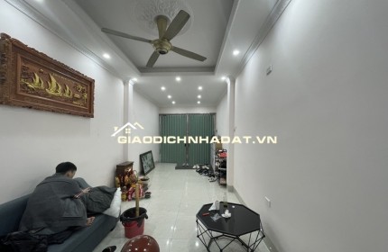 Bán Nhà 48m2 x 5 tầng tại phố Khương Đình, Thanh Xuân, 8,5 tỷ siêu hiếm