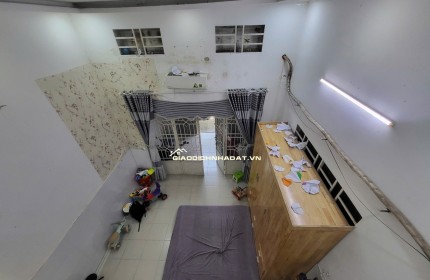Nhà 2 tầng Hiệp Bình Chánh Thủ Đức, ngang 5m, giá 4.35 tỷ còn thương lượng