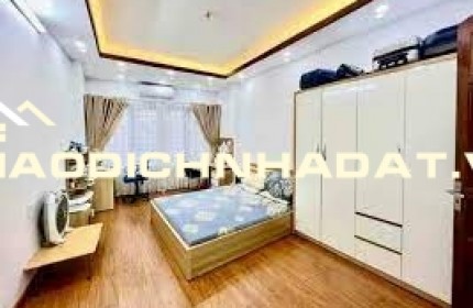 Bán nhà La Thành 45m2 x 5 tầng, 2 mặt thoáng, ngõ nông gần phố nhỉnh 6 tỷ