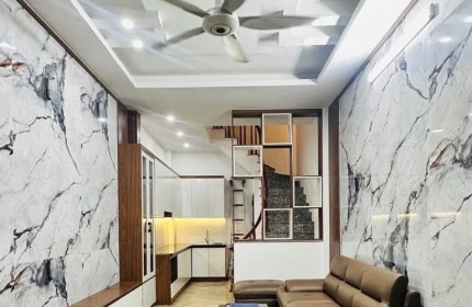 Nhà Xuân Đỉnh 35m, 5 tầng, mặt tiền 3.4m chỉ hơn 8 tỷ!