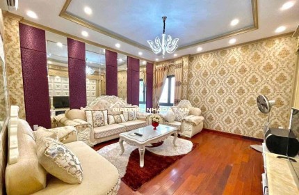 Bán biệt thự sân vườn nội thất cao cấp sang trung tâm Đà Nẵng