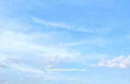 cần Bán lô Diên Tân huyện Diên Khánh Khánh Hoà  
dt 1000m2 Giá chốt nhanh : 695 triệu giá có thương lượng cho khách mau mắn thiện chí lh e Thanh