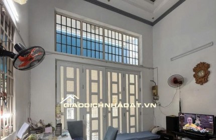 NHÀ NGANG 6M ( 6x11 )  HIẾM - KẾ BÊN HIM LÀM - 2 TẦNG CŨ TIỆN XÂY MỚI  - HẺM XE HƠI - TRẦN XUÂN SOẠN THÔNG QUA HIM LAM -  CHỈ 5TỶ 950