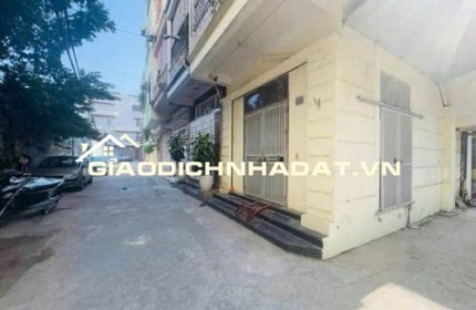 Phân lô ,2 ô tô tránh,lô góc,ngõ thông,kinh doanh đỉnh,38m2,5T,12 TỶ