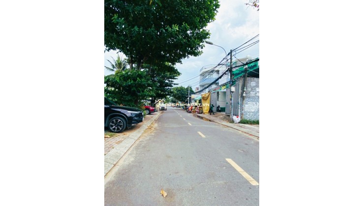 Cần bán gấp - Nhà 1 trệt 1 lầu 134m2, Long Trường - Giá cực tốt