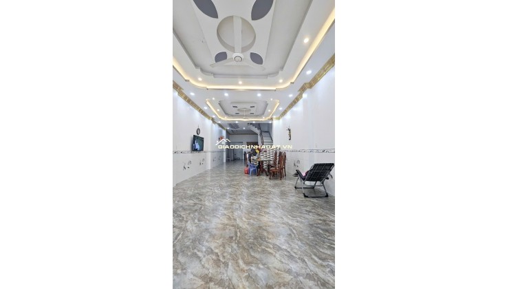 Bán nhà mặt tiền 114m2 (5x23m), 3 tầng 4PN, KDC Nam Khang, Long Trường, Q9, chỉ 9.7 tỷ