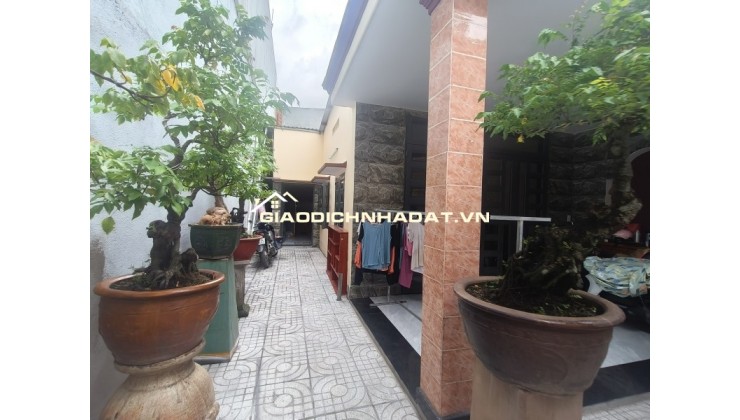 BÁN GẤP NHÀ SIÊU RỘNG, 130m2 (6.5 x 20m), 3PN, HXH, VÕ VĂN HÁT, LONG TRƯỜNG, 7.6 TỶ