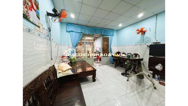 BÁN NHÀ SIÊU RỘNG, 120m2 (7.2 x 17m), 5PN, TRUNG TÂM PHƯỜNG LONG TRƯỜNG, Q9 - CHỈ 7.5 TỶ