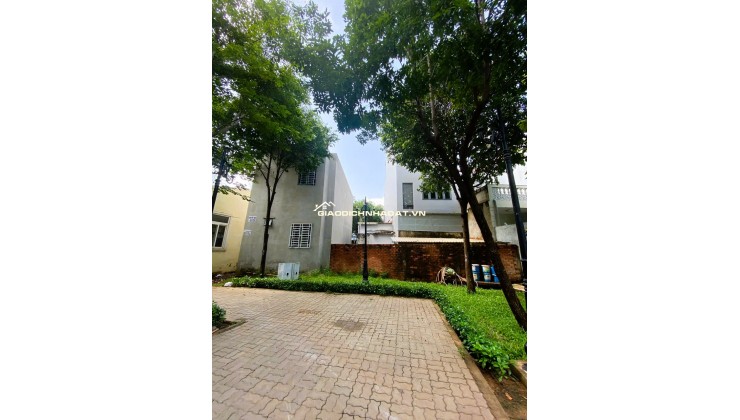 CHỦ GIẢM 800 TRIỆU BÁN GẤP NHÀ 2 MẶT TIỀN, 182M² THỔ, NỞ HẬU, Ô TÔ 7C NGỦ SÂN