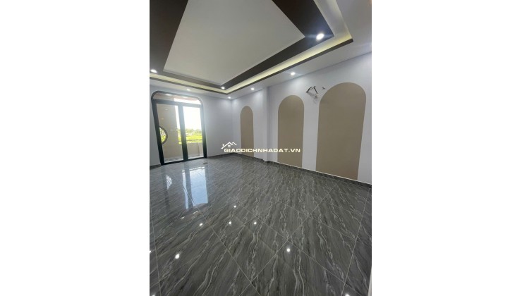 Bán Nhà lầu 168m2, Cách KCN Cầu Tràm 4phút chạy xe