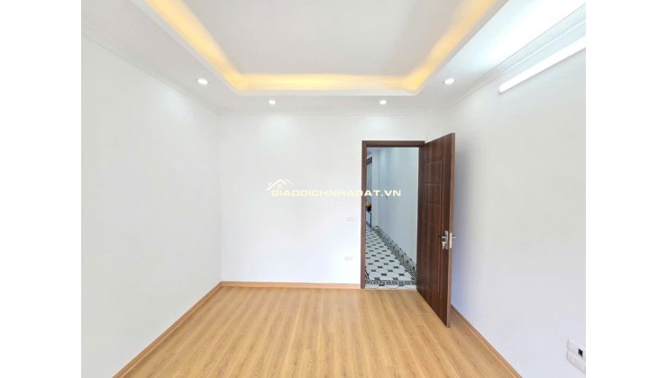 NHÀ ĐẸP VĨNH KHANG-NGỌC HỒI-4 TẦNG- CÓ SỔ ĐỎ CHỈ NHỈNH 5 TỶ