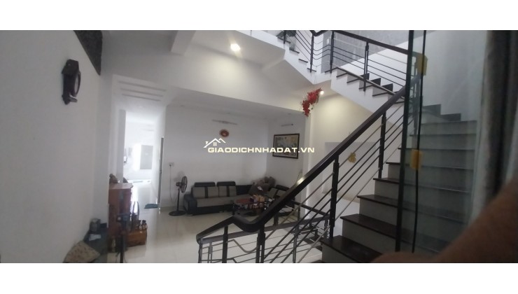  MẶT PHỐ NGÔ QUYỀN - ĐÀ NẴNG - NHÀ 3 TẦNG KINH DOANH ĐỈNH - GIÁ TRỊ SINH LỜI KHỦNG! - GIÁ CHỈ 12 TỶ.