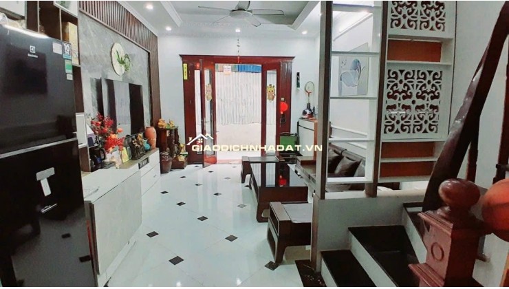  Bán nhà Hồ Tùng Mậu – 2 mặt ngõ – Cách phố 25m