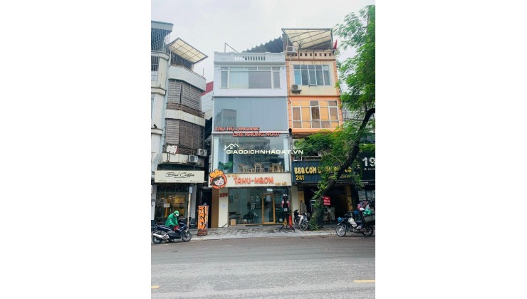 Cho thuê nhà mặt phố ĐỘI CẤN 65M x 4 tầng, mặt tiền 4.5m giá thuê 30tr/tháng