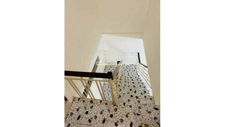 BÁN NHÀ CHÍNH CHỦ  – QUẬN BÌNH THẠNH GIÁ CHỈ 5,5 TỶ NHÀ 1 TRỆT 1 GÁC