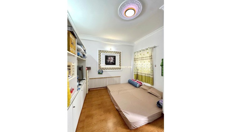 Bán ngôi nhà hẻm xe hơi Phạm Văn Đồng Quận Bình Thạnh DT 45m2