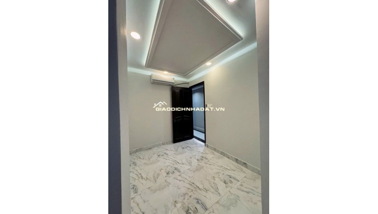 NHÀ MẶT TIỀN - QUẬN 11 - 4 TẦNG - 5PN GARA Ô TÔ - VIEW ĐẦM SEN ĐẸP MÊ - 0933151352