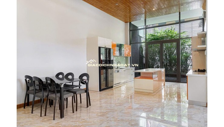 Bán Biệt phủ Trung tâm Hải Châu - Đà Nẵng. Rộng rãi - Hiện đại - Đẳng cấp. Giá chỉ 34 tỷ.